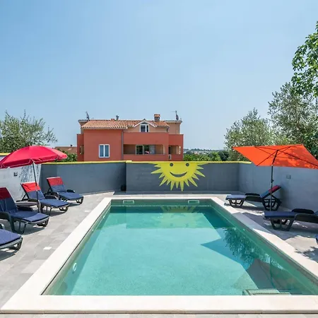 Holiday home Sunce *